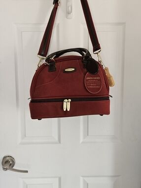 Pierre Cardin Burgundy Red Cosmetic Travel Case with Gold Accents